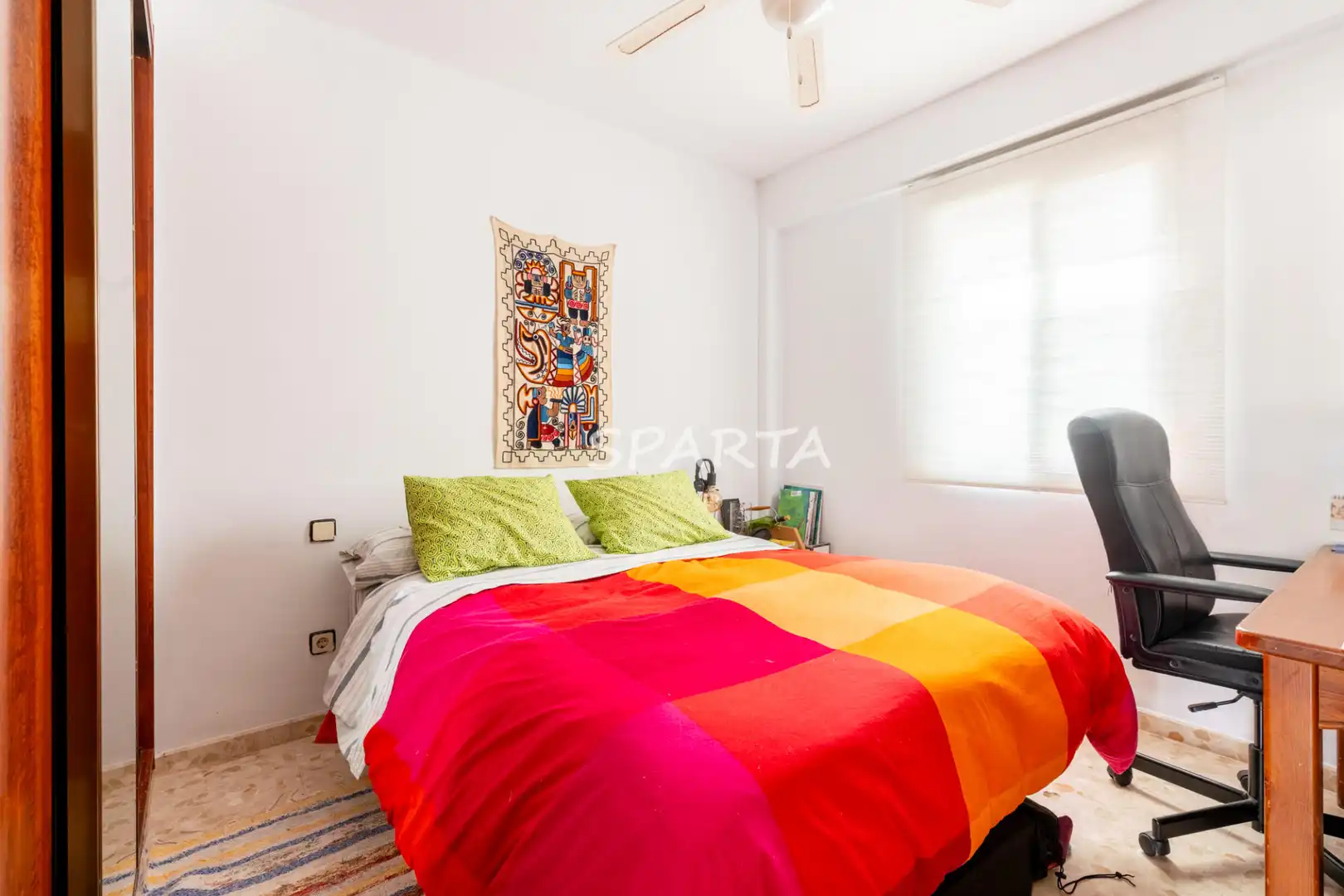 Habitación de Piso en venta en Castilleja de la Cuesta con Aire acondicionado, Horno y Microondas