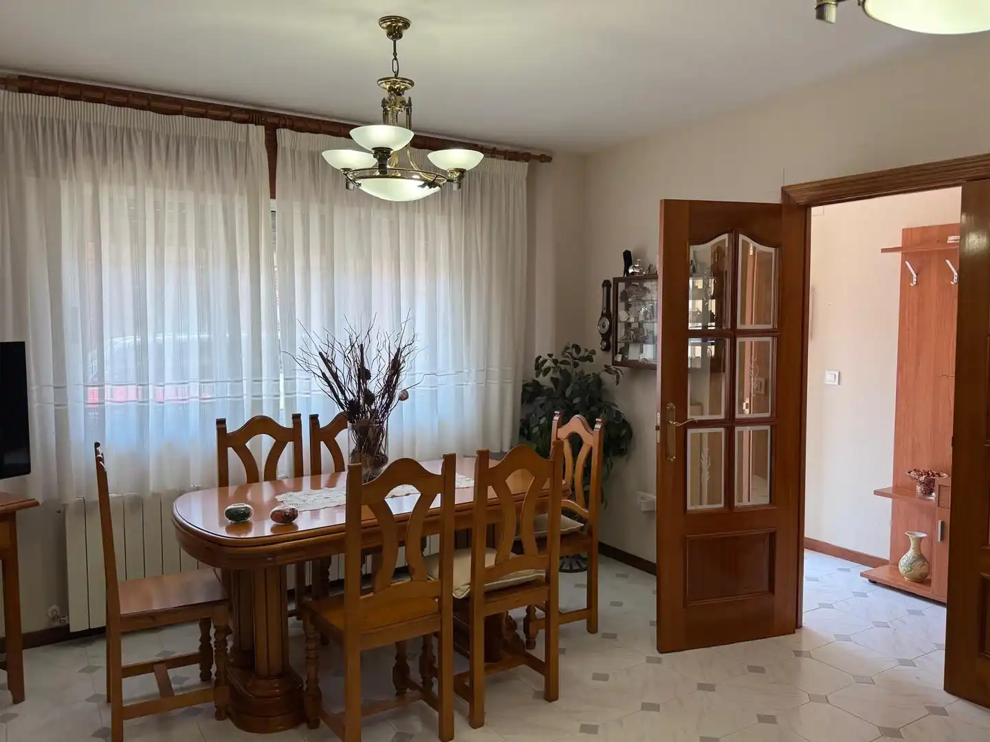 Comedor de Casa o chalet en venta en Valdestillas con Calefacción y Jardín privado
