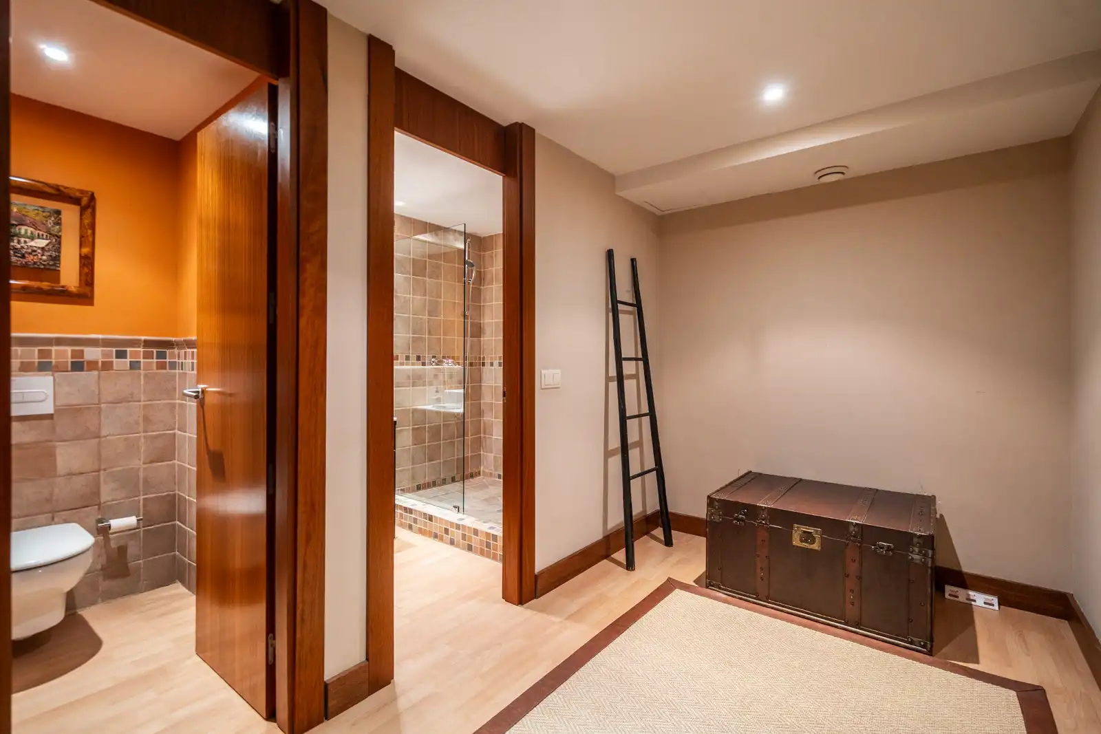 Bany de Casa o xalet en venda en Las Rozas de Madrid amb Aire condicionat, Calefacció i Jardí privat