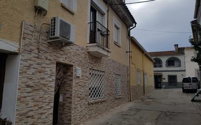 Exterior view of Planta baja for sale in Plasencia  with Air Conditioner and Private garden