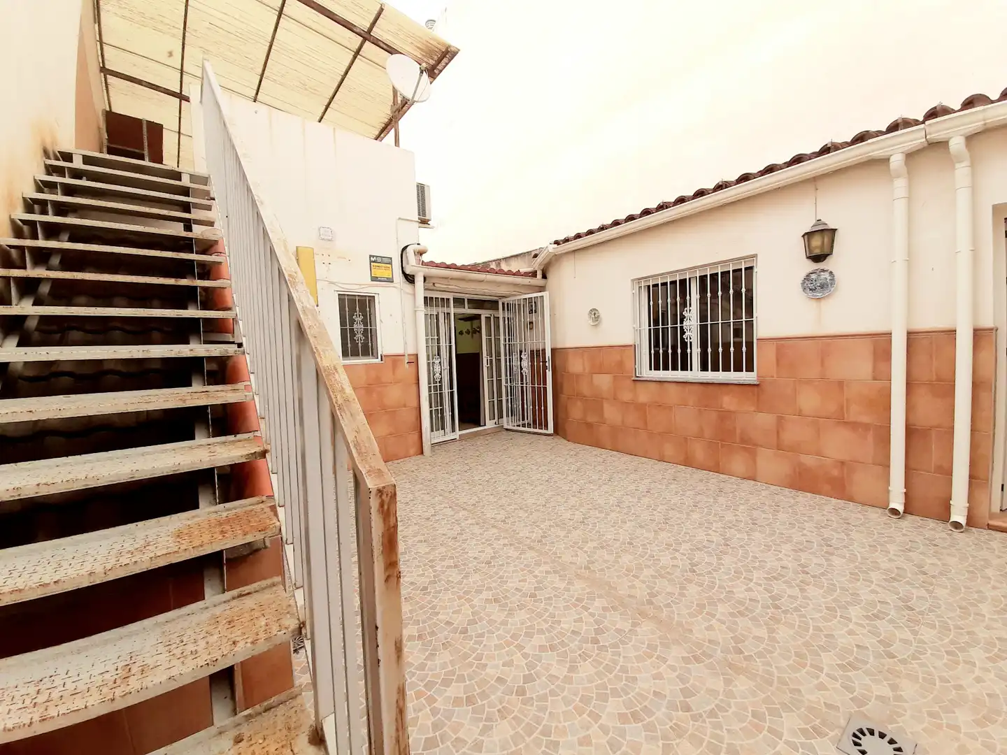 Vista exterior de Casa o xalet en venda en Archena amb Aire condicionat, Calefacció i Jardí privat