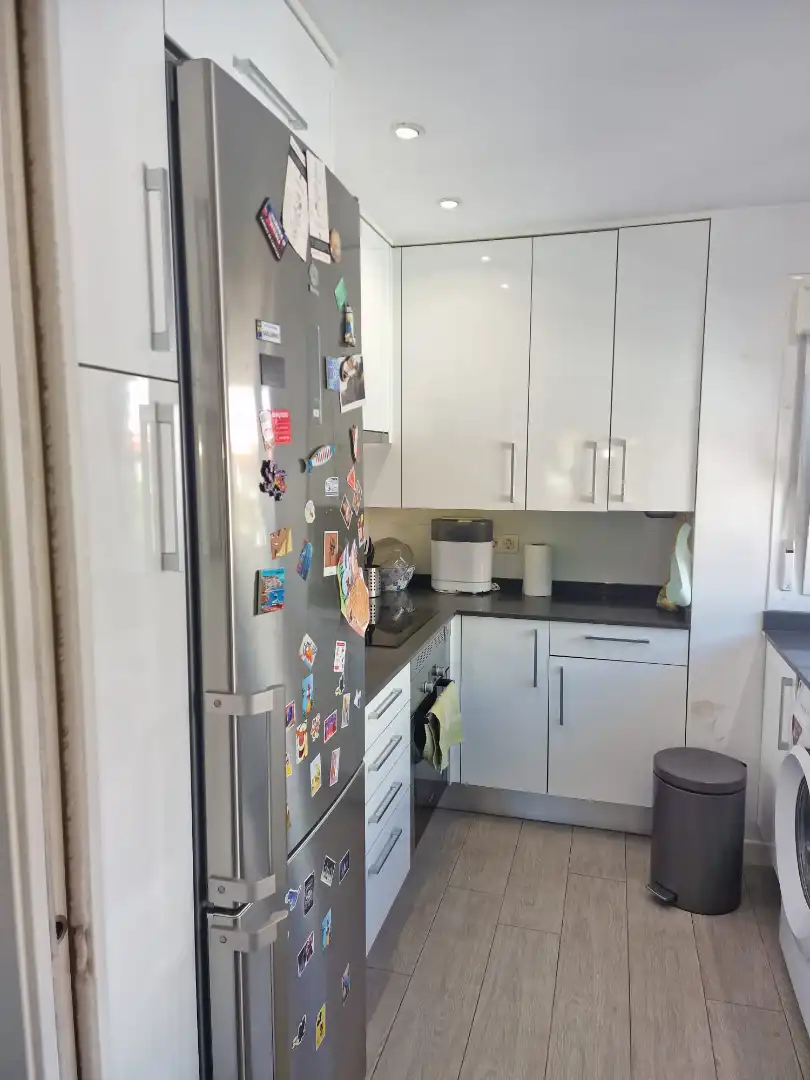 Cocina de Dúplex de alquiler en Madrid con Aire acondicionado, Calefacción y Piscina