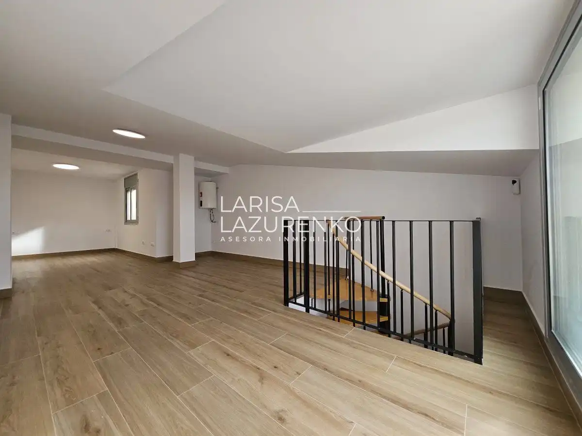 Dúplex en venta en L'Aldea con Terraza y Balcón