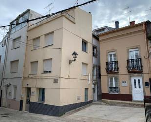 Vista exterior de Casa adosada en venda en Ribeira