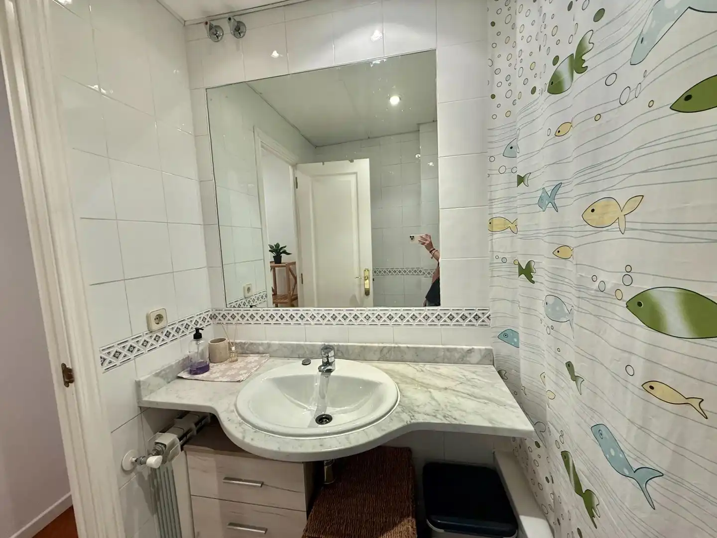 Badezimmer von Wohnung zur Miete in Madrid mit Heizung, Möbliert und Balkon