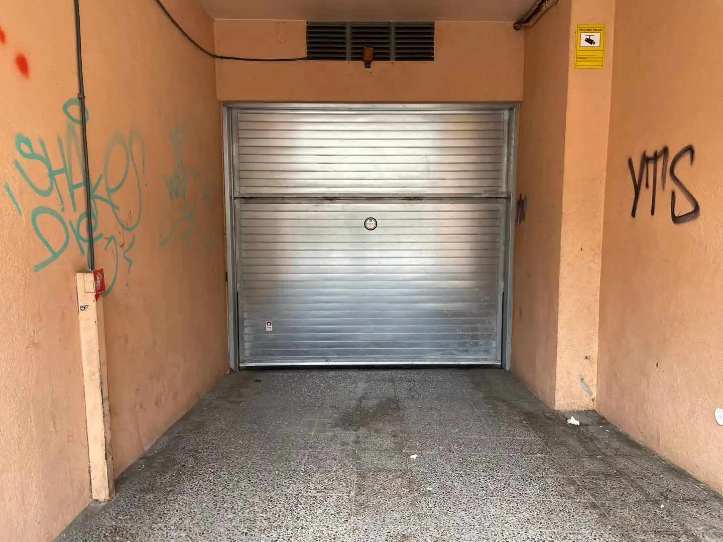 Aparcament de Garatge en venda en Girona