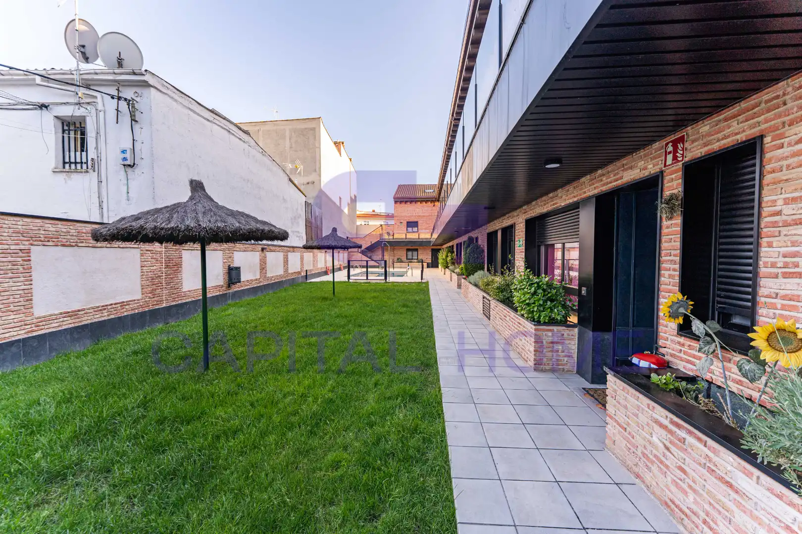 Terraza de Dúplex en venta en Navalcarnero con Calefacción, Trastero y Amueblado