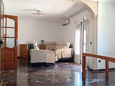 Piso con balcón en venta en Calle Gran Capitán