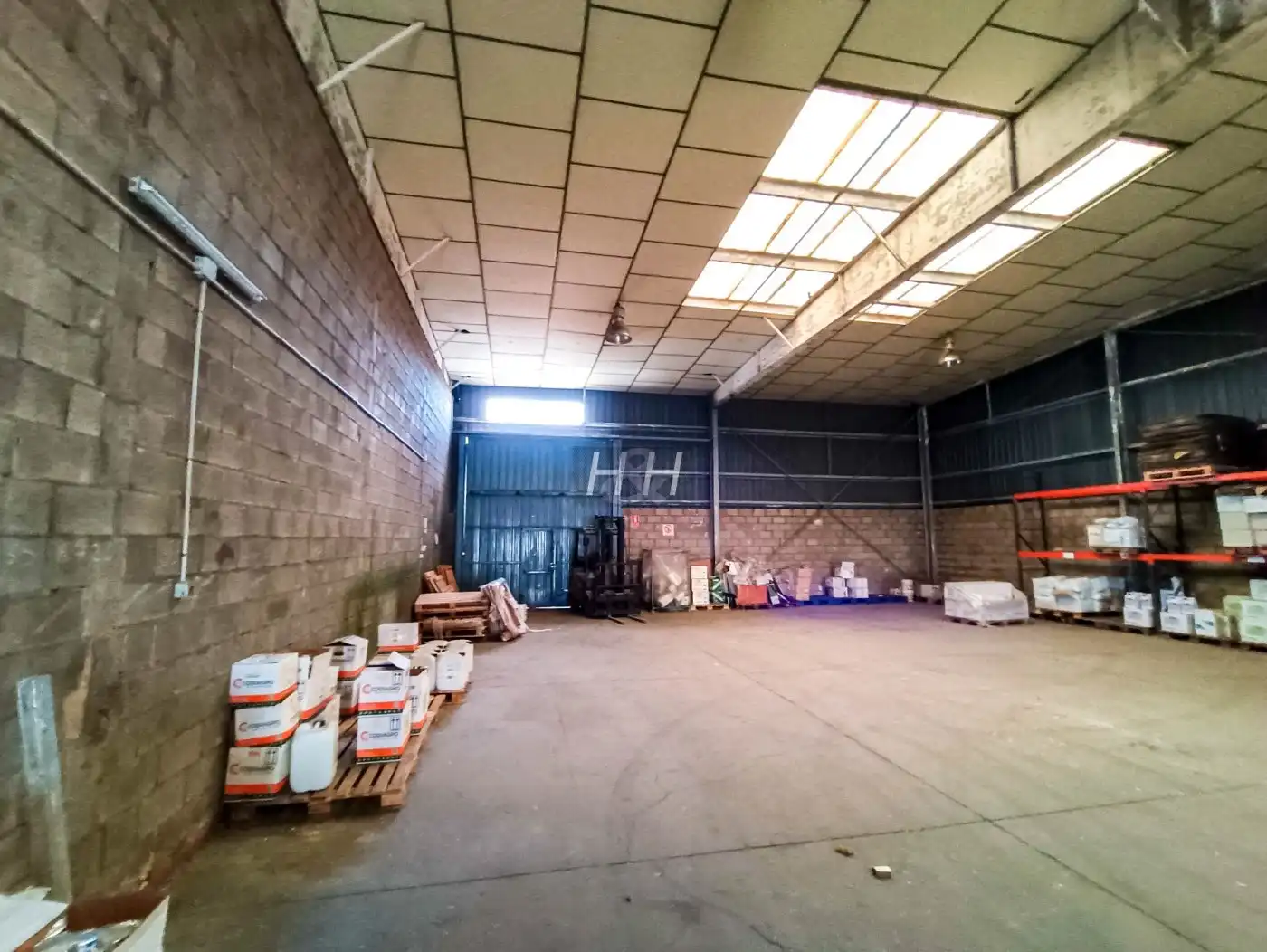Nau industrial en venda en Sagunto / Sagunt amb Calefacció