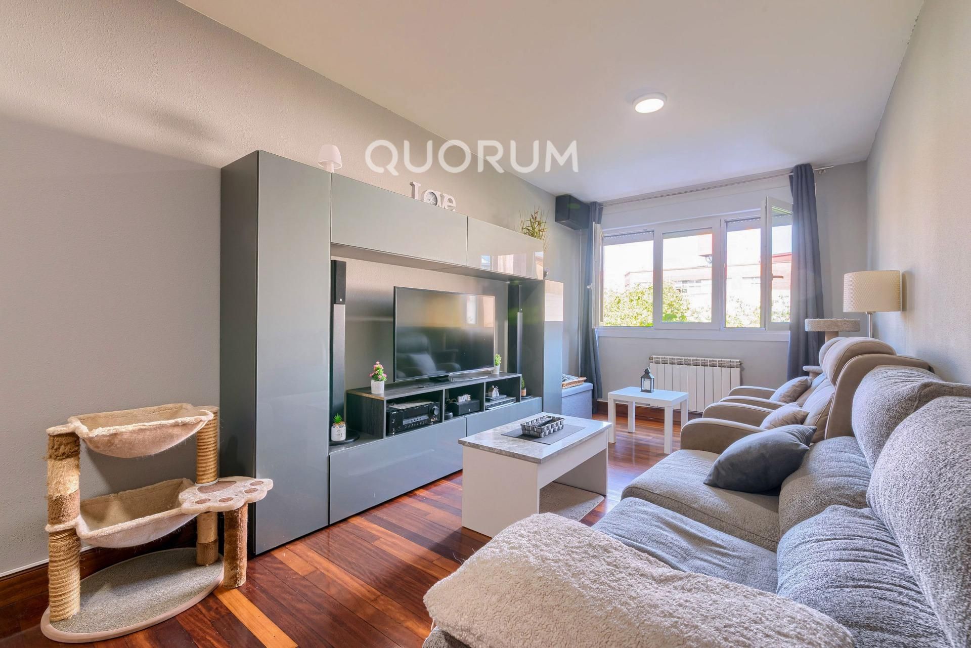 Living room of Flat for sale in Barakaldo   with Heating and Storage room