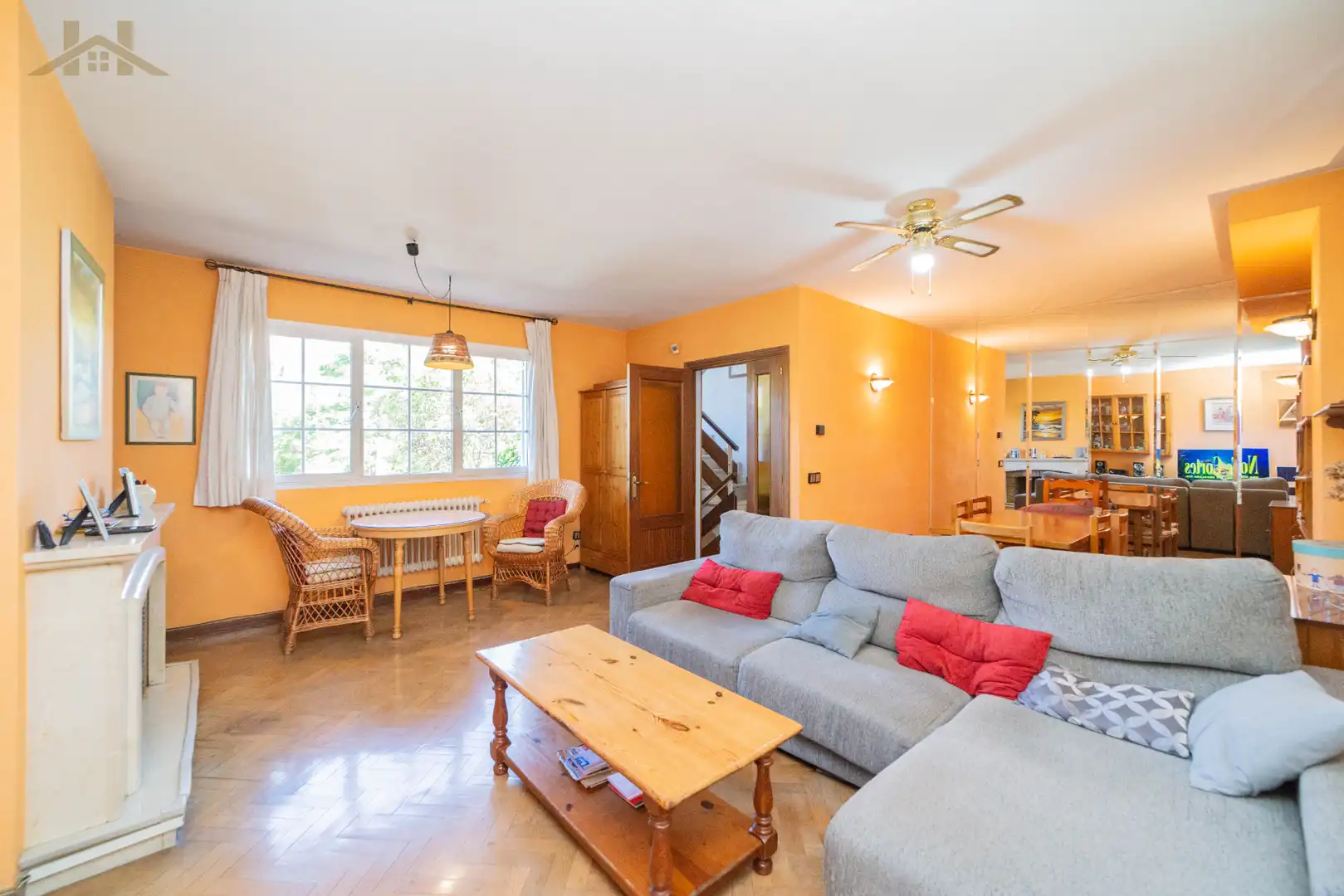 Living room of Houses for sale in Leganés  with Private garden, Terrace and Storage room