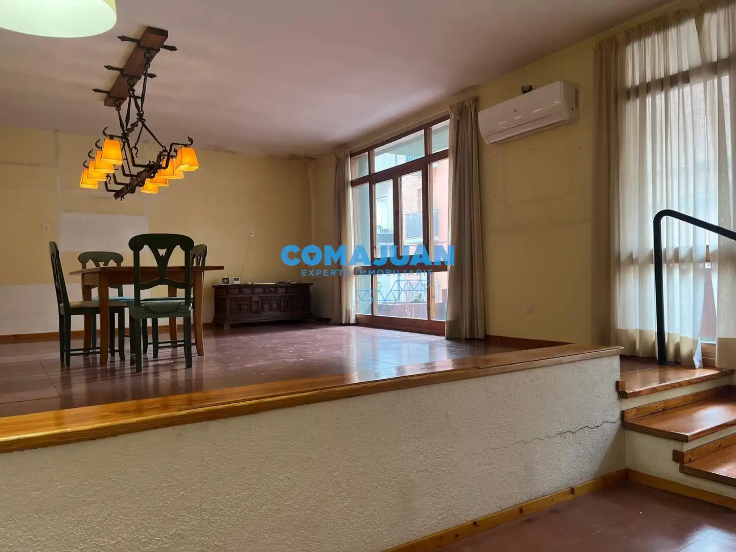 Wohnzimmer von Country house zum Verkauf in Mataró mit Klimaanlage, Heizung und Terrasse