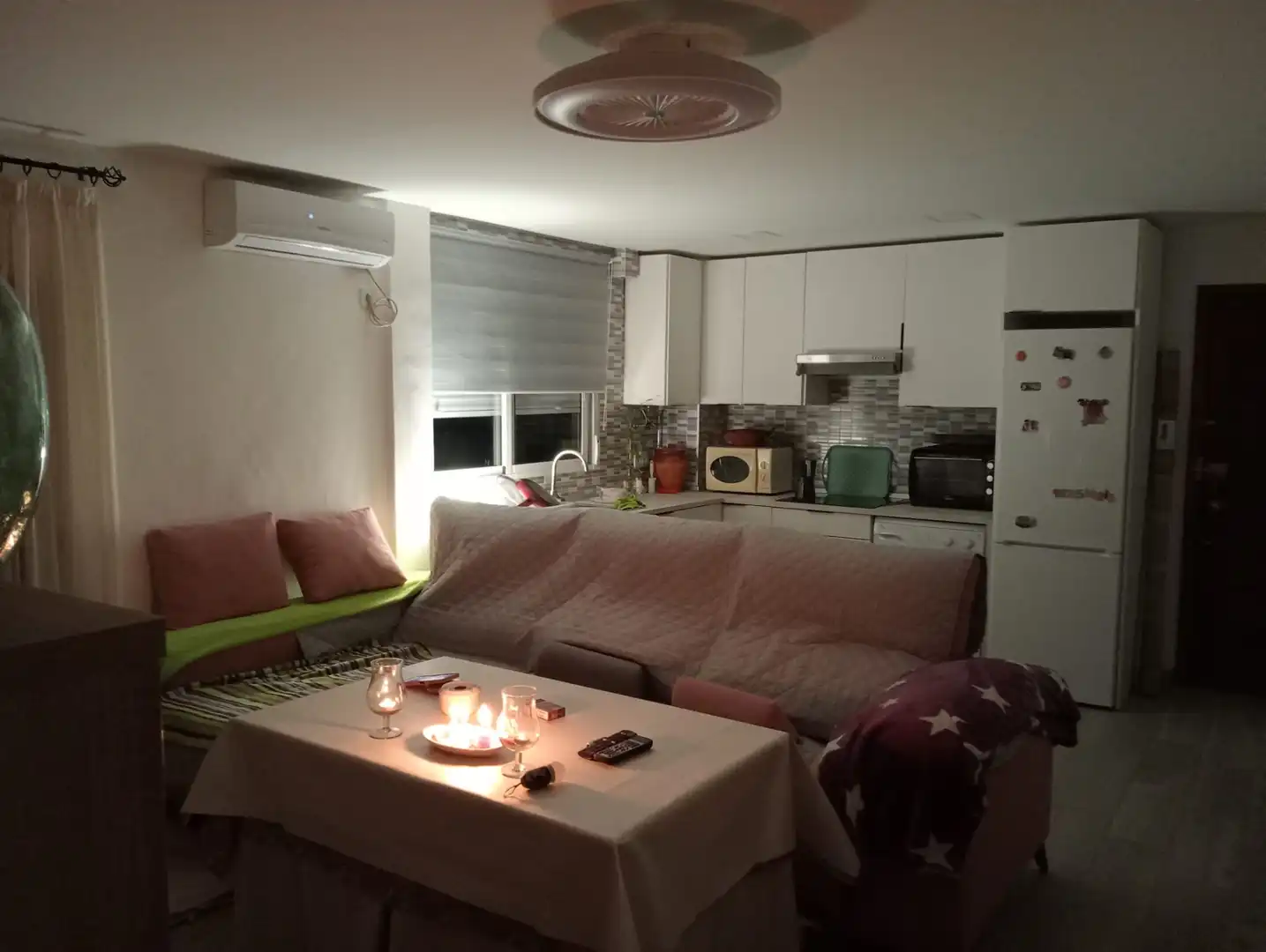 Sala d'estar de Pis en venda en Guillena amb Aire condicionat, Terrassa i Piscina comunitària