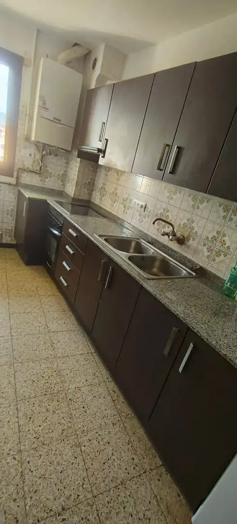 Cuina de Pis en venda en Almenar amb Calefacció, Traster i Moblat
