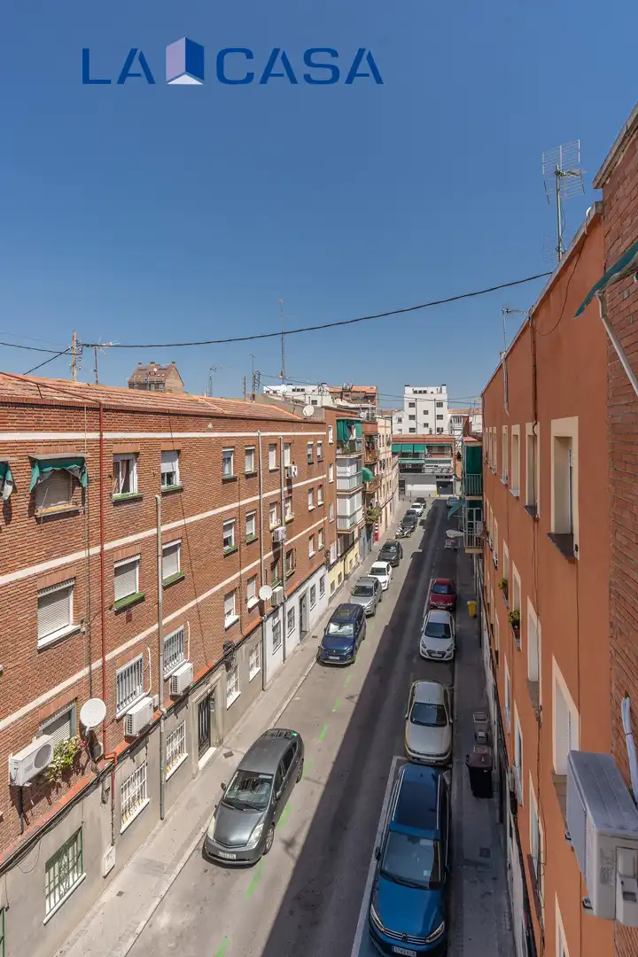 Flat for sale in Calle San Basilio, Pradolongo
