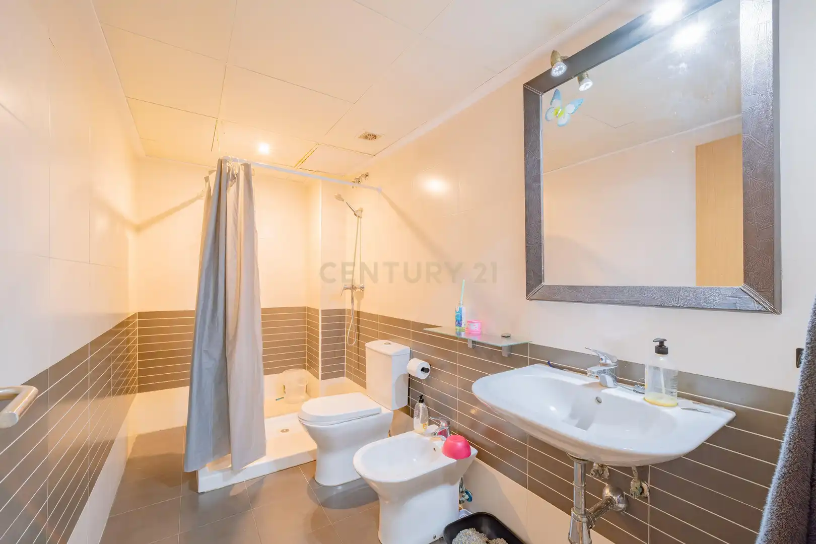 Bathroom of Apartments for sale in La Pobla Llarga  with Air Conditioner, Oven and Balcony