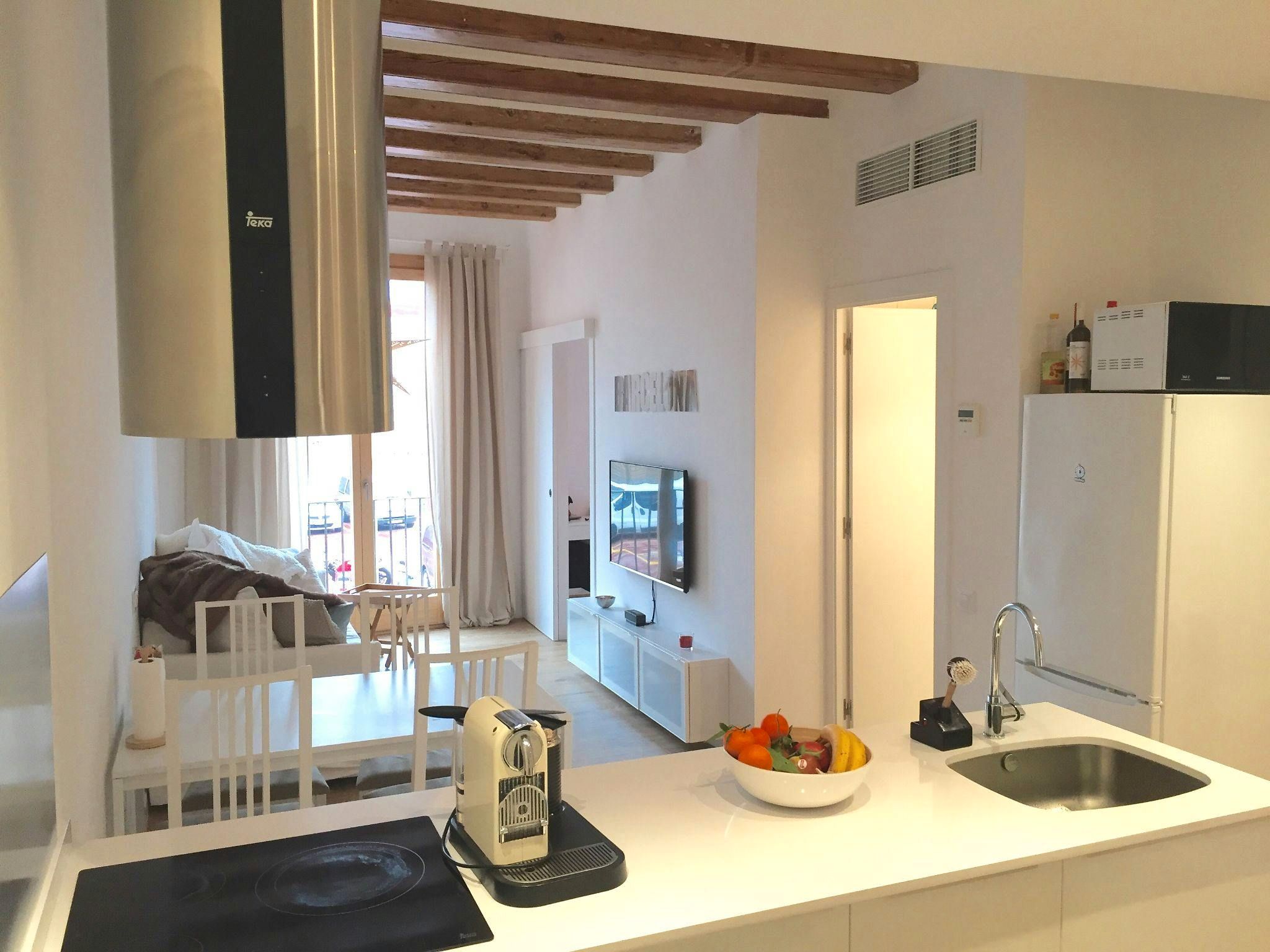 Kitchen of Flat to rent in  Barcelona Capital  with Air Conditioner, Heating and Furnished