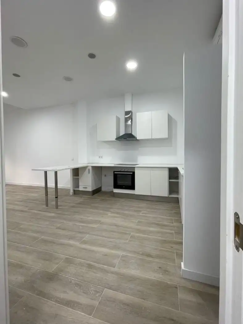 Kitchen of Ground floor for rent in Badalona  with Air Conditioner, Heating and Terrace