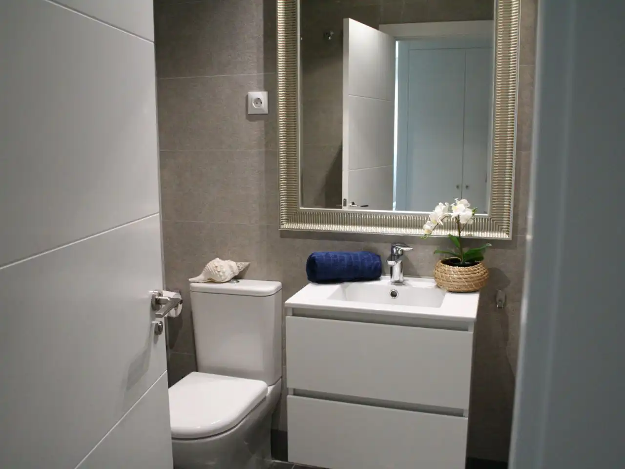 Bathroom of Flat for rent in Vicálvaro