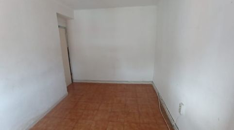 Foto 3 de Piso en venta en C/ Begonia, Sant Ildefons, Cornellà de Llobregat