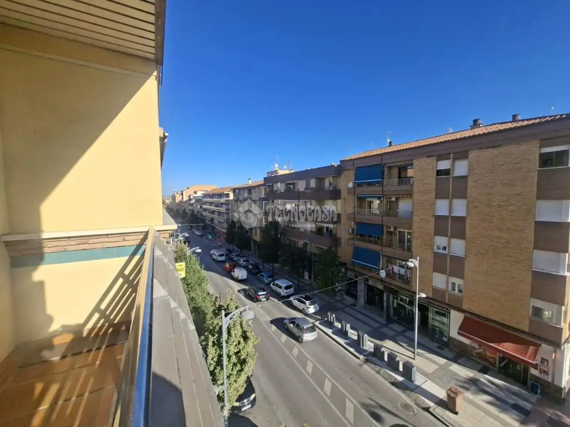 Appartamento con terrazza in vendita a Guadix