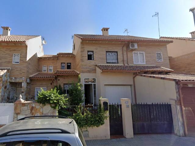 Casa-chalet en Venta en Jacinto Benavente en Yuncos