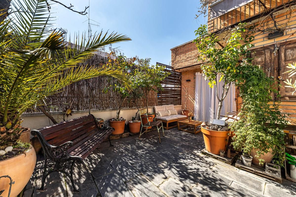 Terraza de Ático de alquiler en  Madrid Capital con Aire acondicionado, Calefacción y Terraza