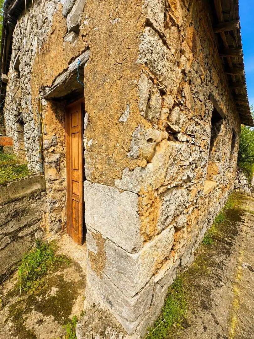 Vista exterior de Casa o xalet en venda en Ribera de Arriba amb Jardí privat