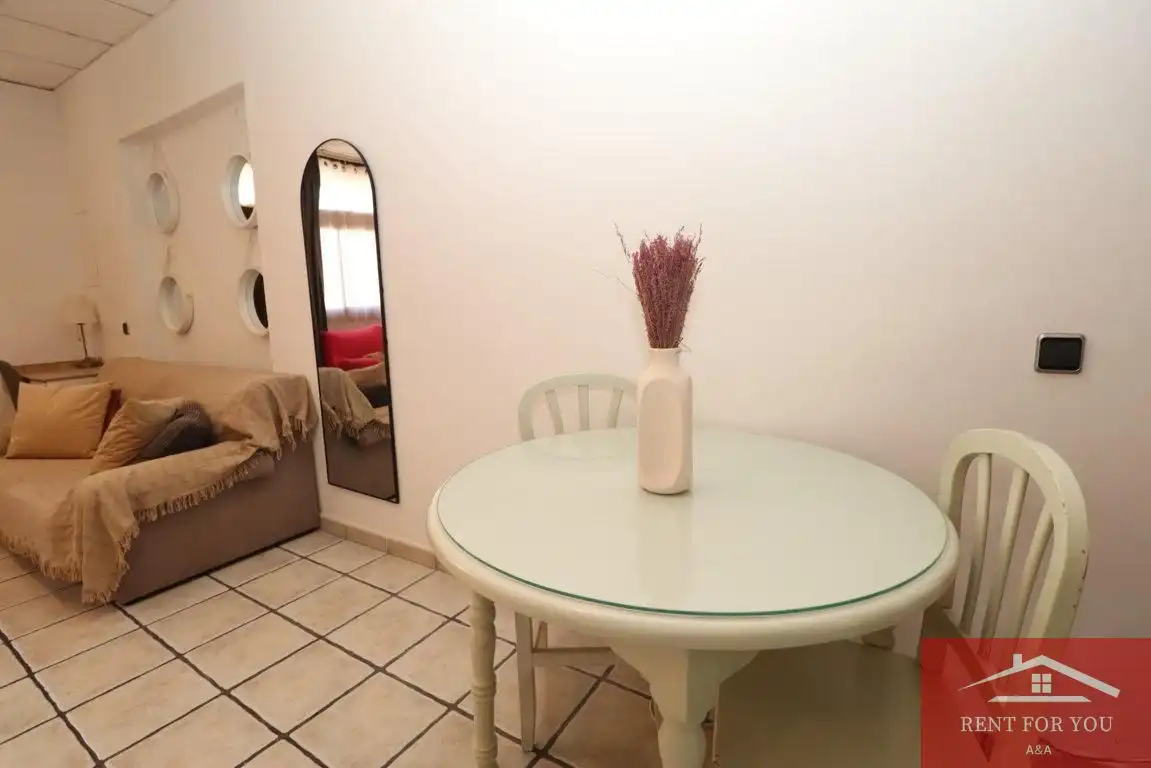 Erdgeschosswohnung zur Miete in Centro, imagen 5