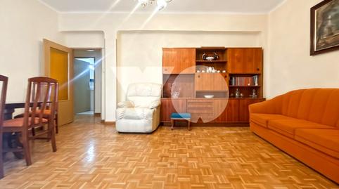 Foto 4 de Piso en venta en De Ezequiel Solana, Pueblo Nuevo, Madrid