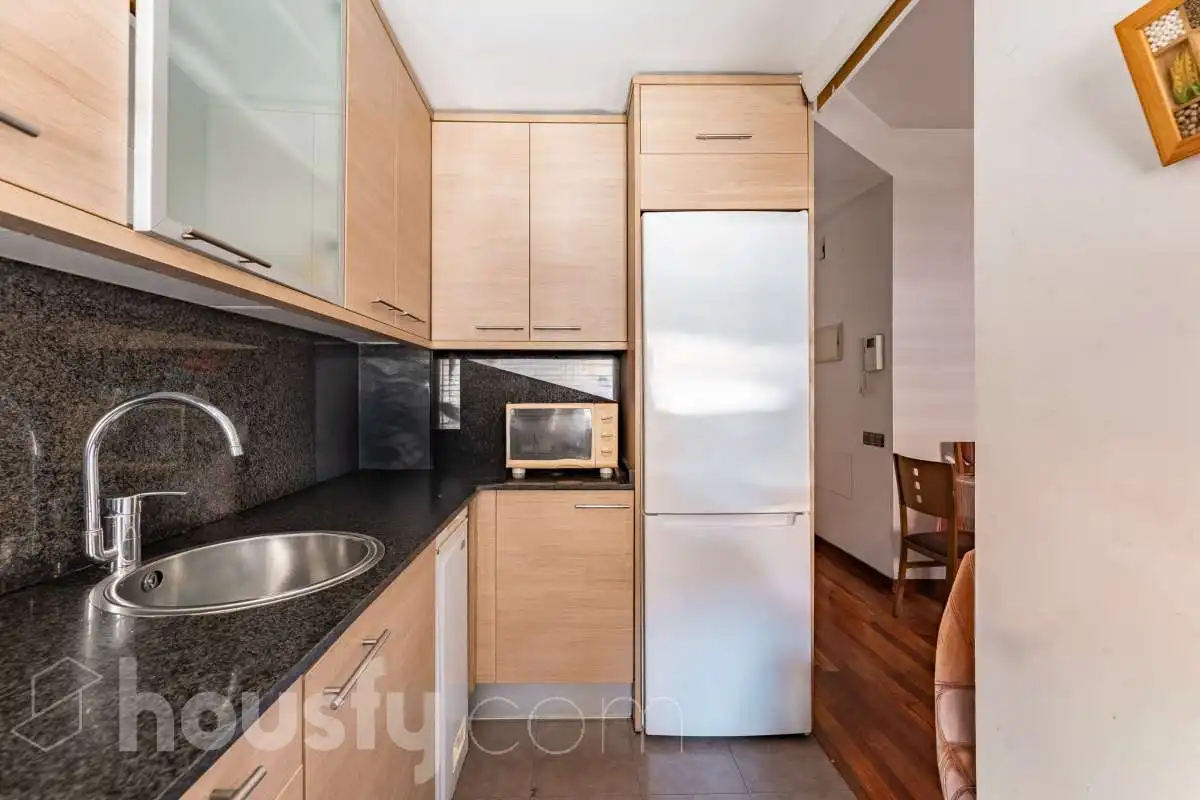 Kitchen of Ground floor for sale in Sabadell  with Air Conditioner, Heating and Parquet flooring