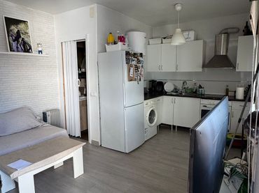 Casa amb balcó en venda a El Romeral - Peñón de Zapata