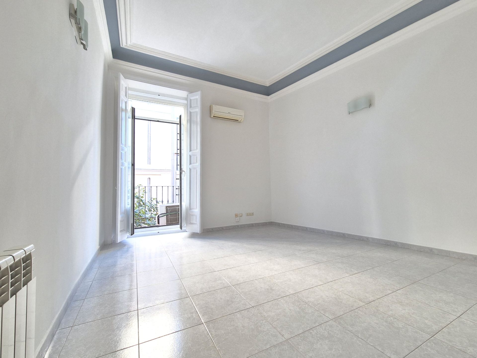 Bedroom of Apartment to rent in  Madrid Capital  with Air Conditioner and Balcony