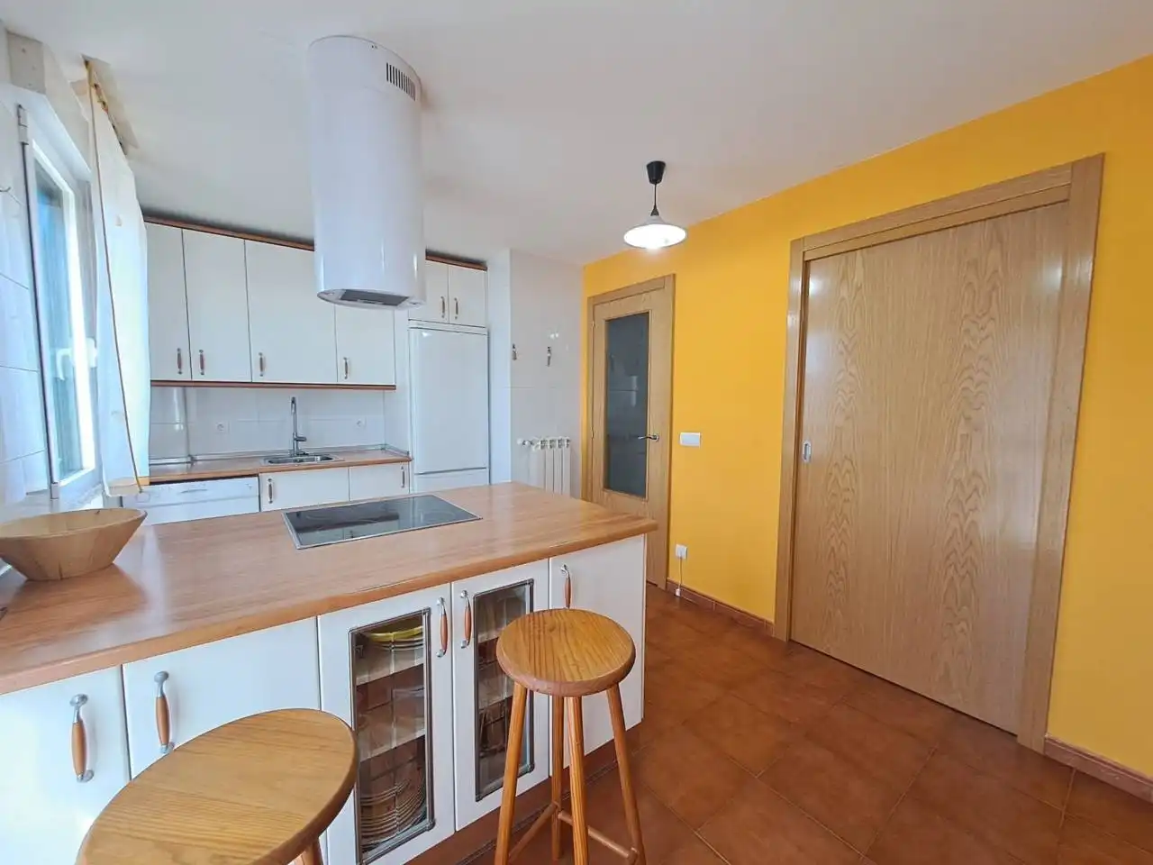 Cocina de Casa o chalet en venta en Valdorros con Calefacción, Jardín privado y Parquet