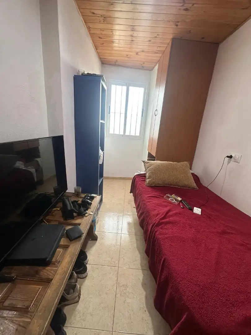 Local en venta en Calle Taramay, 19, Velilla - Velilla Taramay