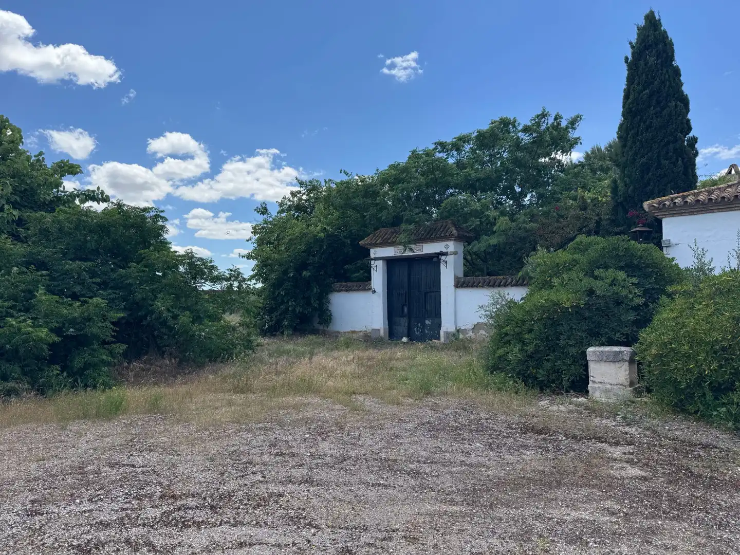 Gebäude zum Verkauf in Marchena mit Gemeinschaftspool