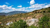 Vista exterior de Finca rústica en venda en Lanjarón amb Calefacció i Jardí privat