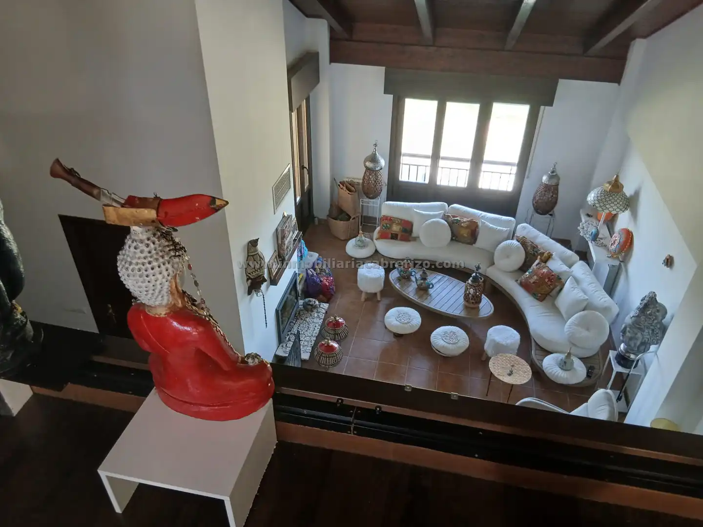 Sala d'estar de Dúplex en venda en Sojuela amb Calefacció, Jardí privat i Parquet