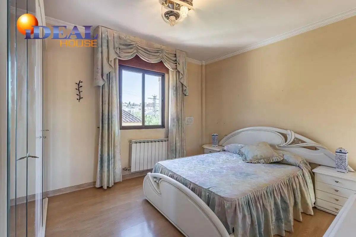 Casa o xalet en venda a Gójar
