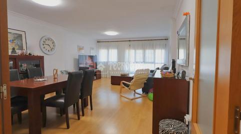 Photo 3 of Flat for sale in Avenida de Abril - 9 de Octubre, Valencia