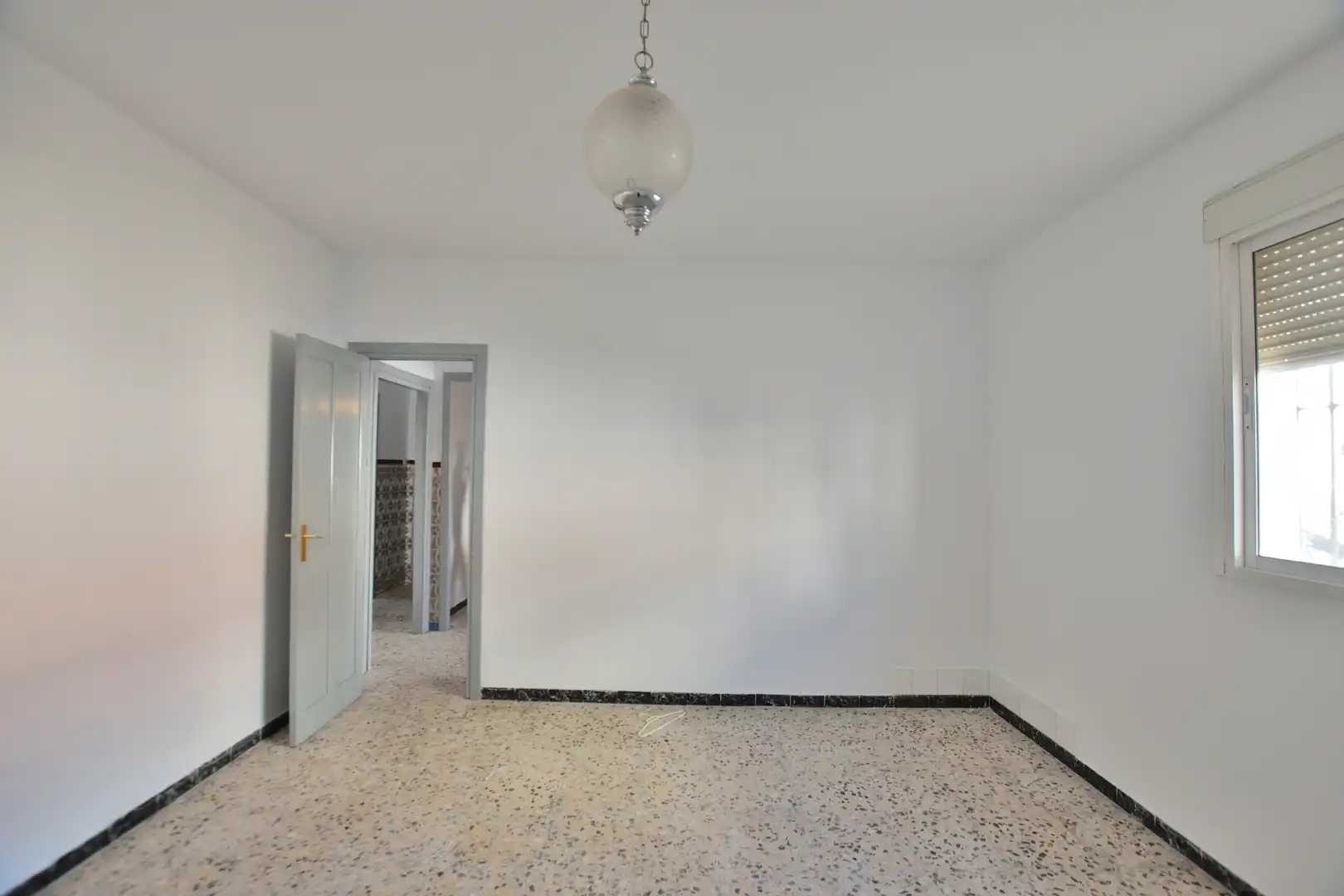 Casa adosada en venda en Ronda amb Terrassa i Balcó