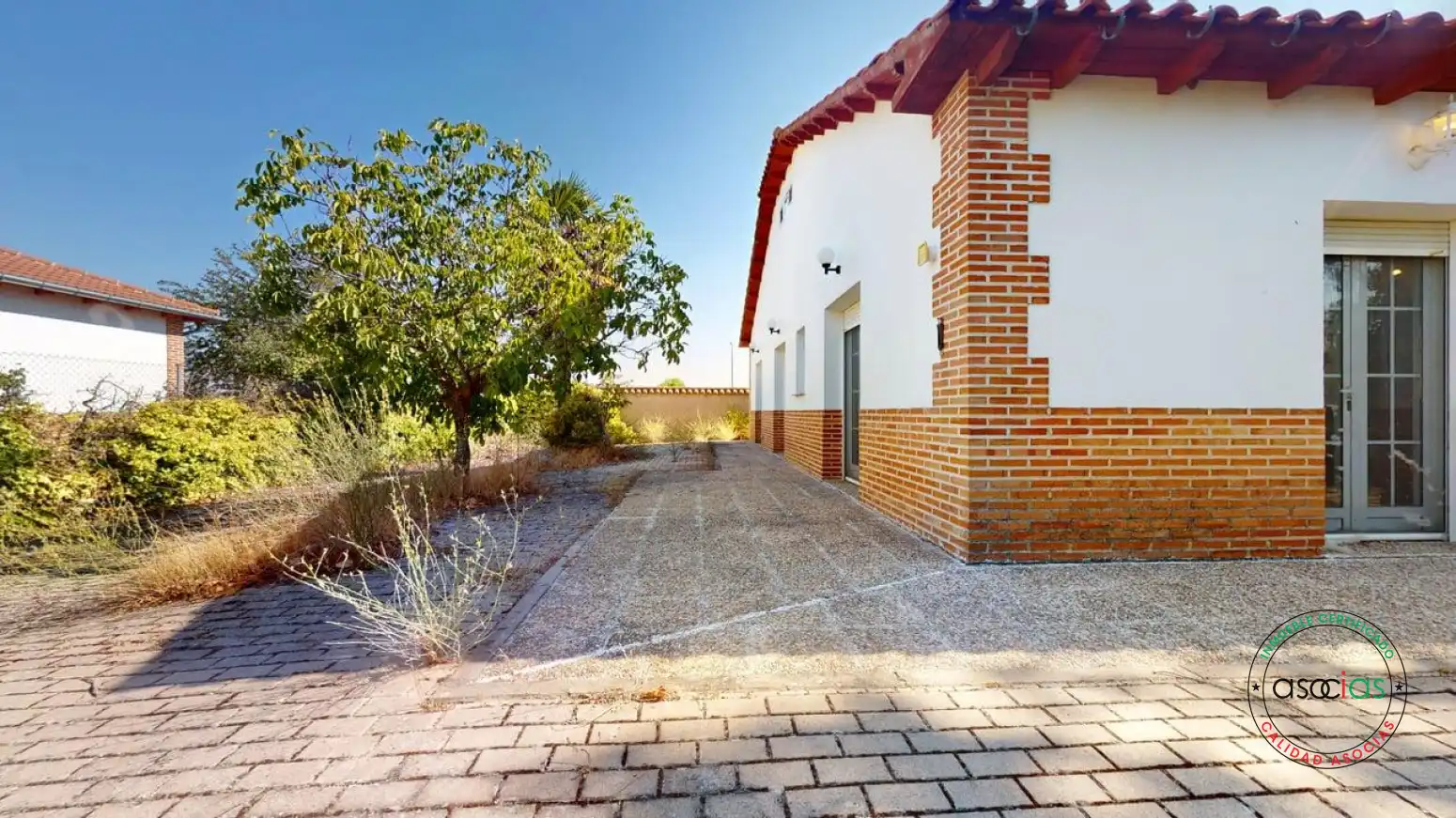 Vista exterior de Casa o xalet en venda en Juarros de Voltoya amb Calefacció i Traster