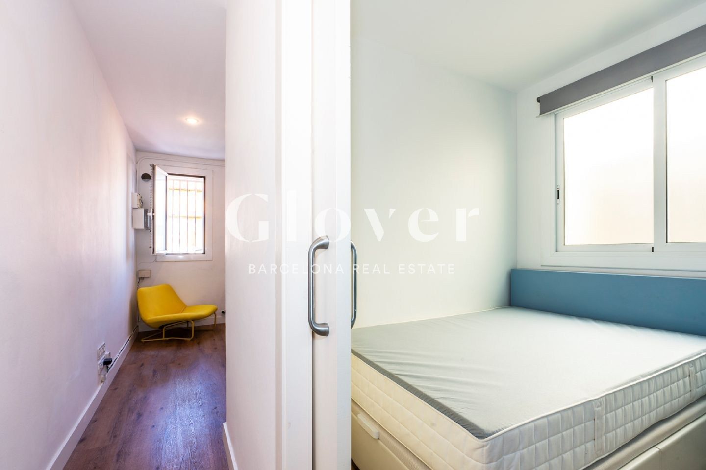 Bedroom of Attic for sale in  Barcelona Capital  with Air Conditioner, Heating and Furnished