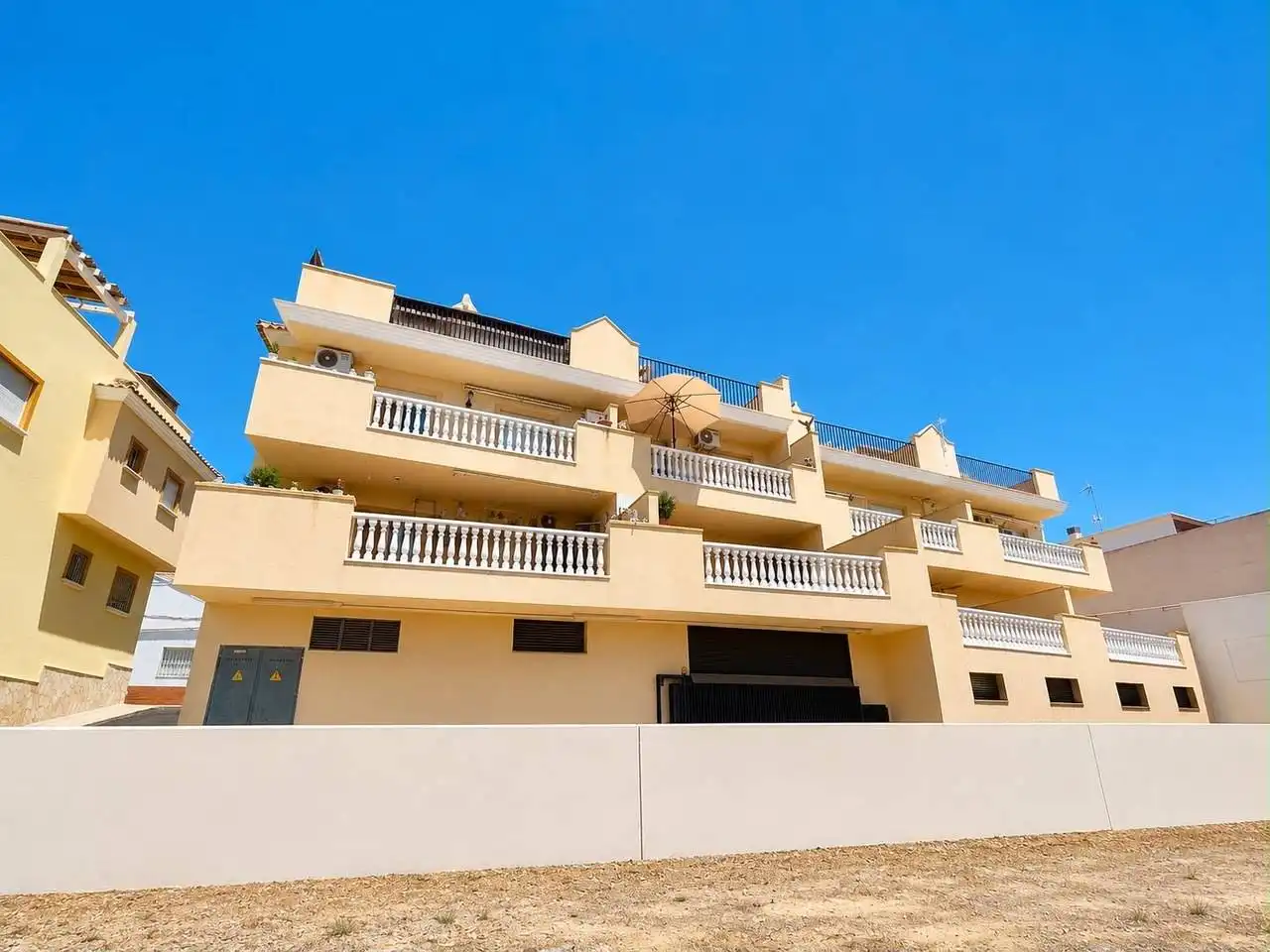 Apartamento en venta en Desamparados - Hurchillo - Torremendo