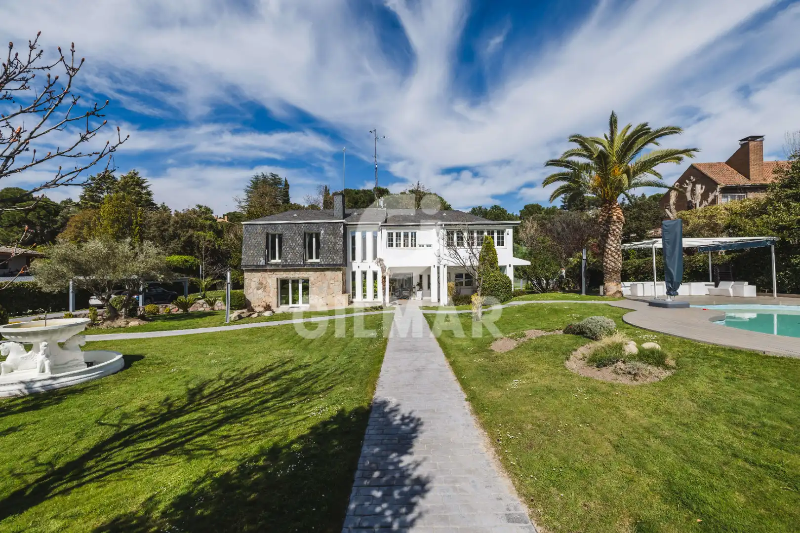 Exterior view of Houses for sale in Las Rozas de Madrid  with Air Conditioner, Heating and Private garden