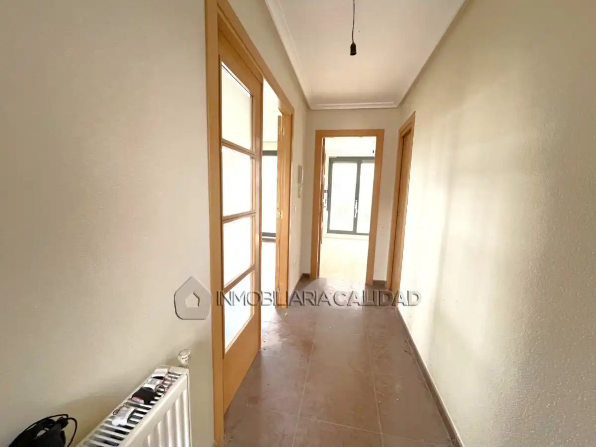 Casa o xalet en venda en Alfoz de Quintanadueñas amb Calefacció