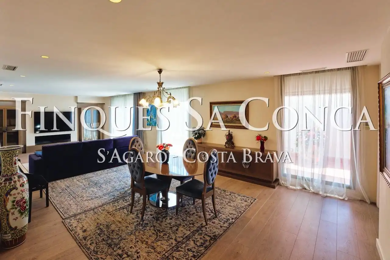 Sala d'estar de Dúplex en venda en Barcelona amb Aire condicionat, Calefacció i Terrassa