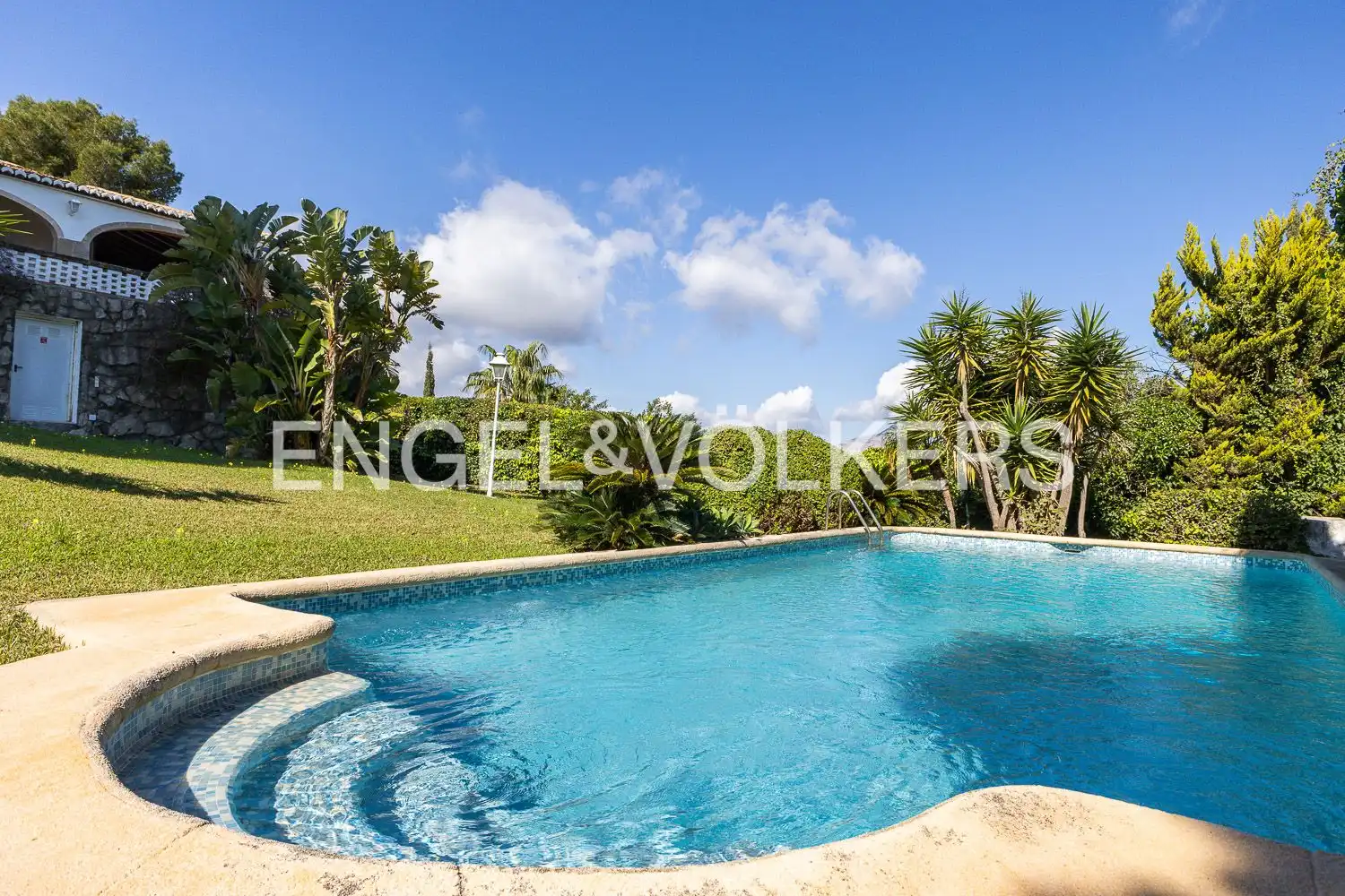 Swimming pool of Houses for sale in Jávea / Xàbia  with Heating, Private garden and Storage room