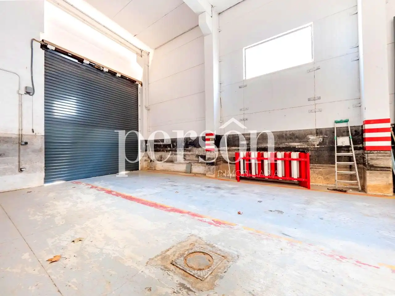 Exterior view of Industrial buildings for rent in Sedaví