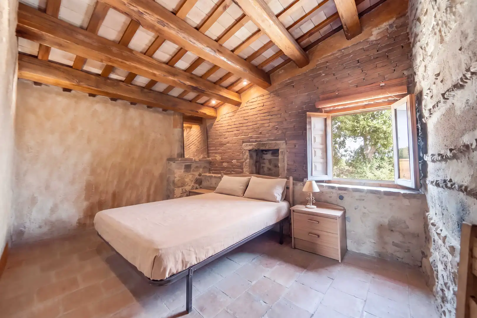 Dormitori de Casa o xalet en venda en Caldes de Malavella amb Jardí privat